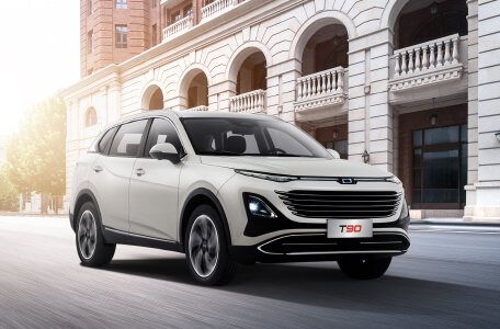 Концерн FAW привезет в Минск свои новые автомобили. Среди них — флагман линейки Bestune T90