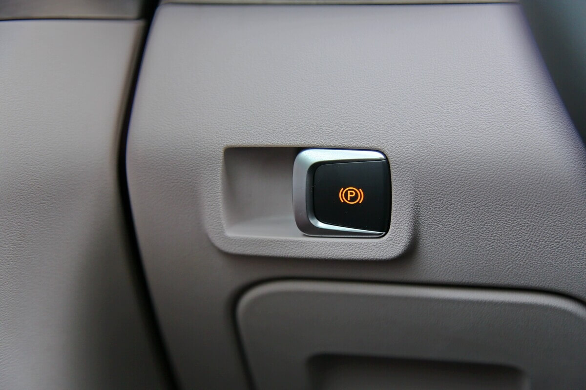 FAW Bestune T90 против метели: зимнее путешествие av.by на 400 километров FAW Bestune T90 против метели: зимнее путешествие av.by на 400 километров