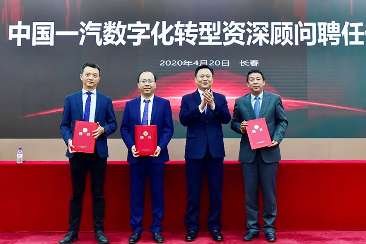 Узнали в AV.BY. Сотрудничество с VW и лимузин для президента США. Почему китайский FAW, пришедший на наш рынок, — далеко не ноунейм Узнали в AV.BY. Сотрудничество с VW и лимузин для президента США. Почему китайский FAW, пришедший на наш рынок, — далеко не ноунейм