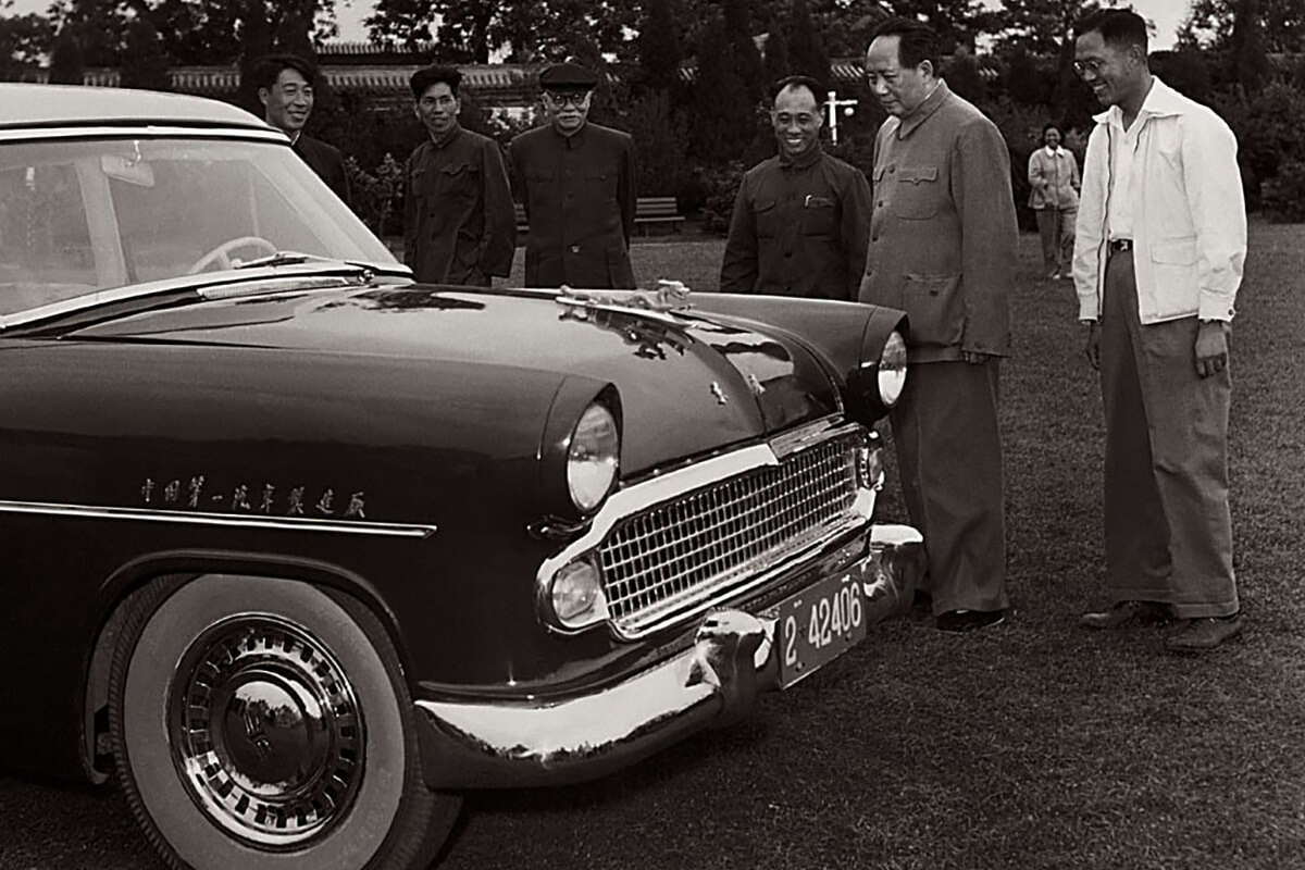 Узнали в AV.BY. Сотрудничество с VW и лимузин для президента США. Почему китайский FAW, пришедший на наш рынок, — далеко не ноунейм Узнали в AV.BY. Сотрудничество с VW и лимузин для президента США. Почему китайский FAW, пришедший на наш рынок, — далеко не ноунейм