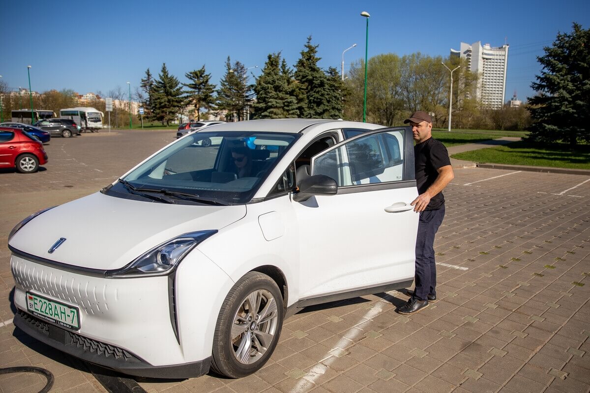 Проверено AV.BY Отзыв таксиста про эксплуатацию электровэна Bestune NAT Проверено AV.BY Отзыв таксиста про эксплуатацию электровэна Bestune NAT