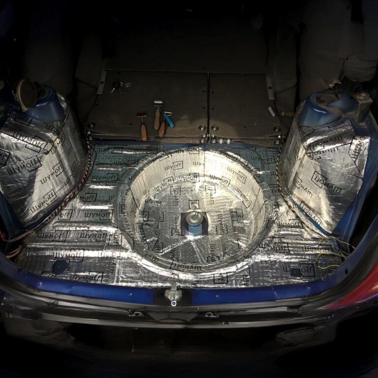 Шумоизоляция  багажника &mdash; Автомобили FAW Bestune в Беларуси