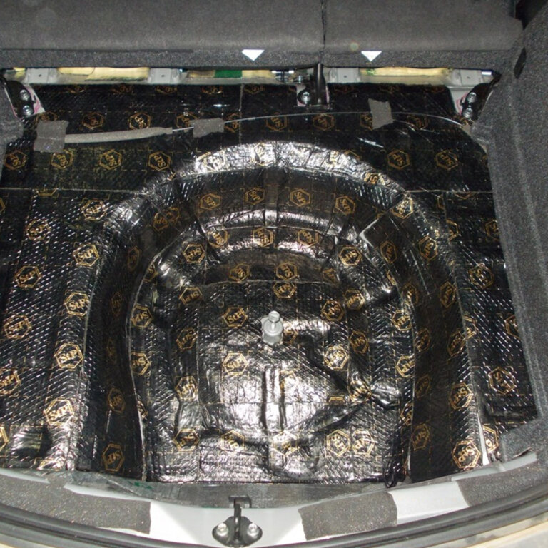 Шумоизоляция  багажника &mdash; Автомобили FAW Bestune в Беларуси