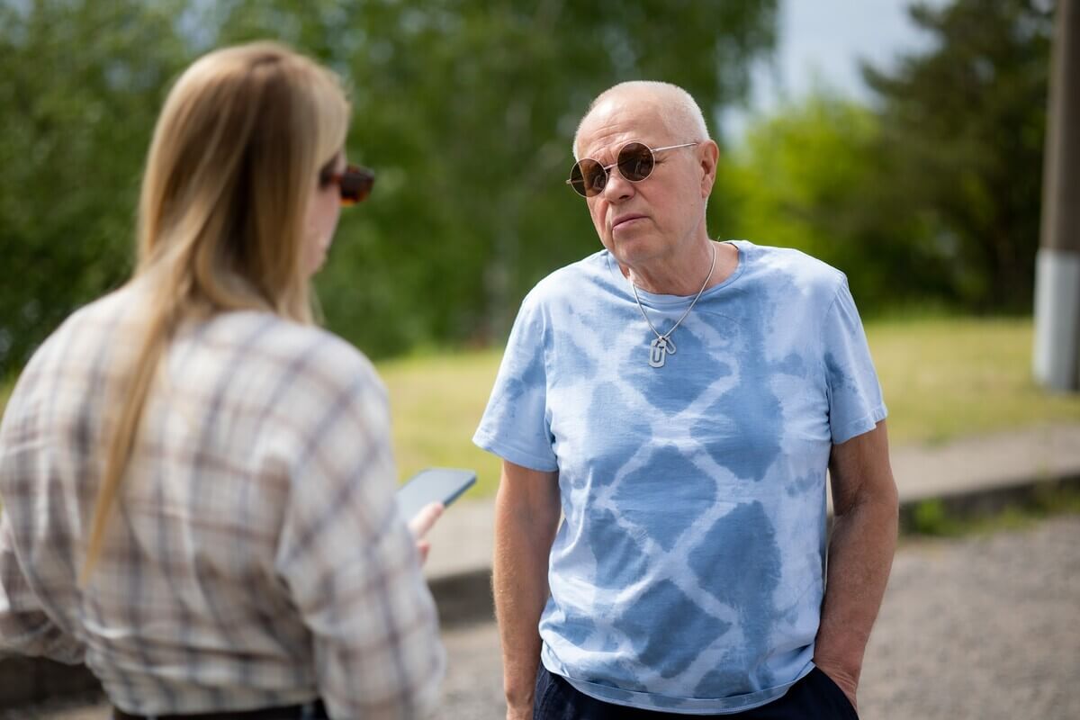 Первый покупатель FAW Bestune T77: история 81-летнего Юрия на av.by Первый покупатель FAW Bestune T77: история 81-летнего Юрия на av.by