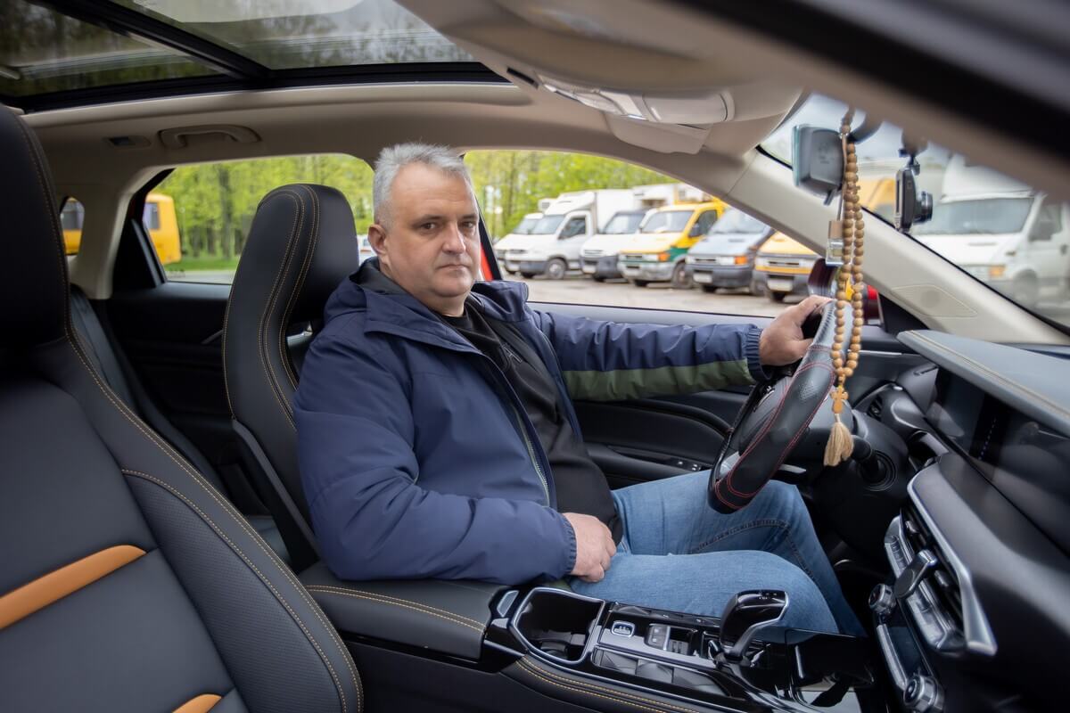 Механик рассказал av.by, чем его удивил FAW Bestune T77