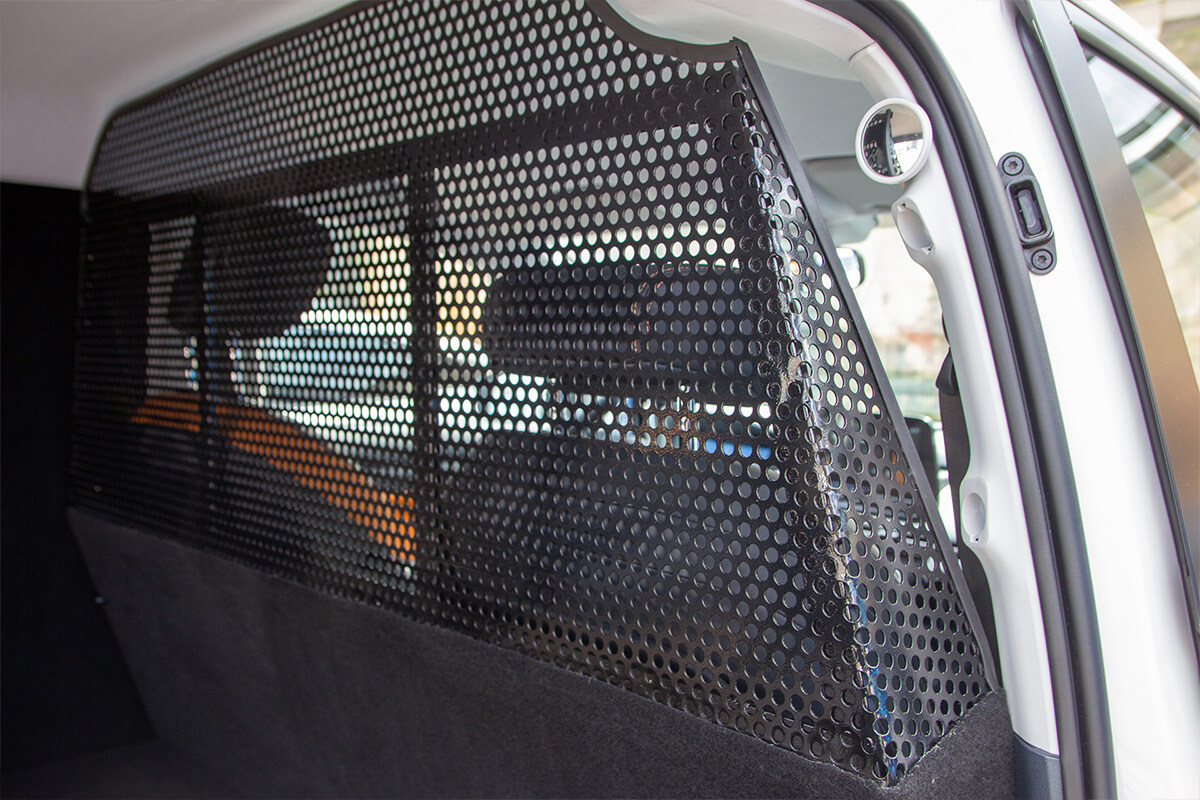 Как выгодно перейти на служебные электромобили: реальные расчеты Как выгодно перейти на служебные электромобили: реальные расчеты