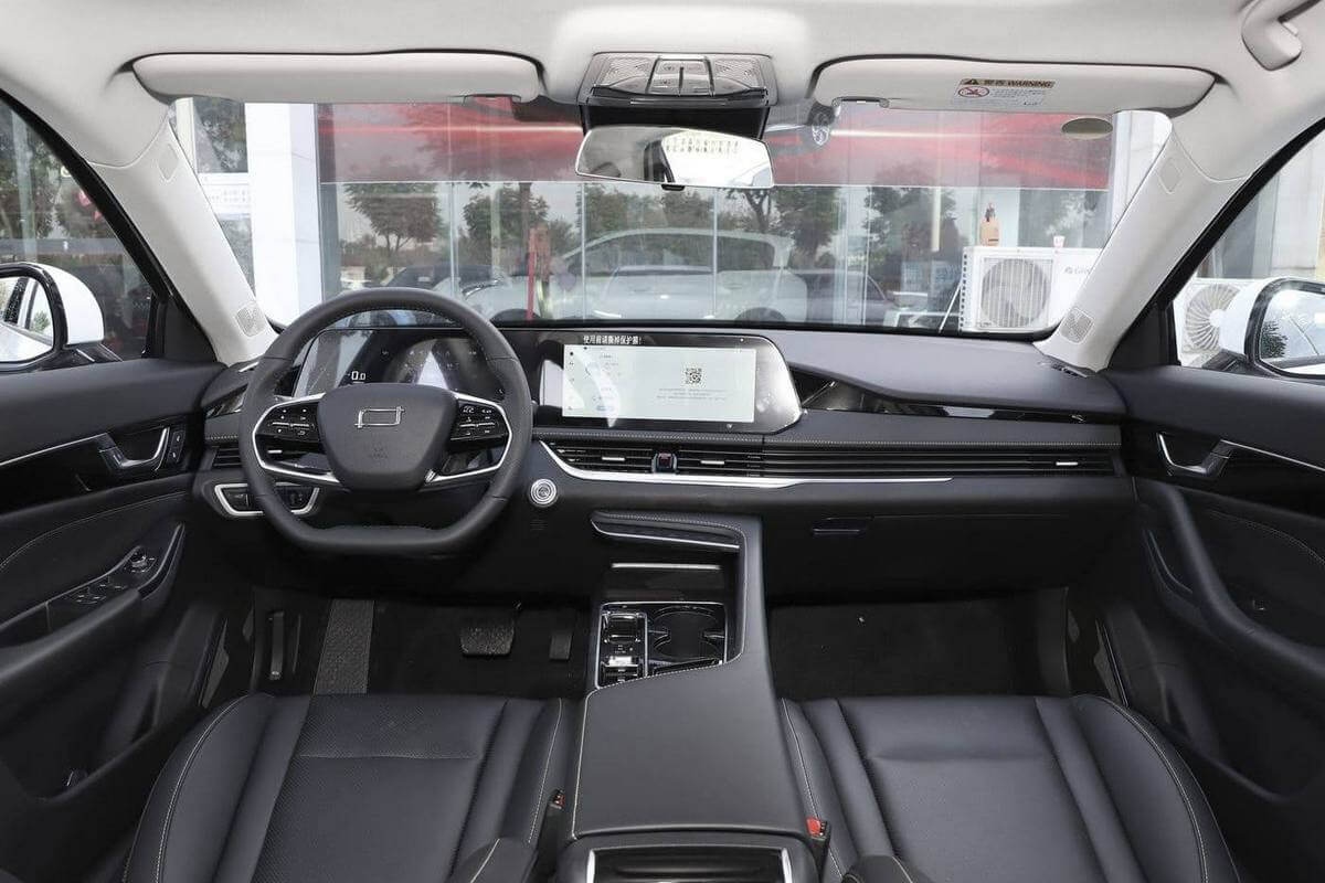 В продаже в июне: обновленные FAW Bestune B70 уже на пути в Беларусь