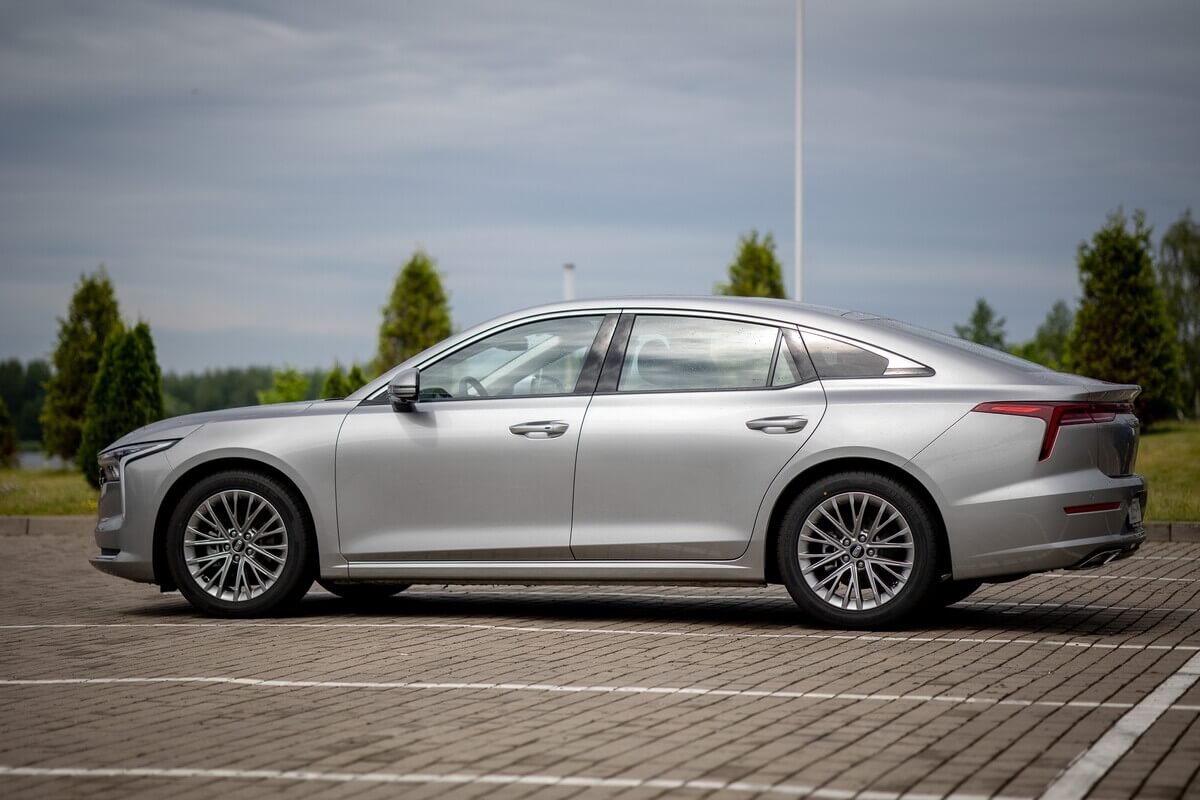 «Bestune B70 не хуже японского седана, а цена удивляет». Минчанин рассказал av.by о покупке автомобиля «Bestune B70 не хуже японского седана, а цена удивляет». Минчанин рассказал av.by о покупке автомобиля