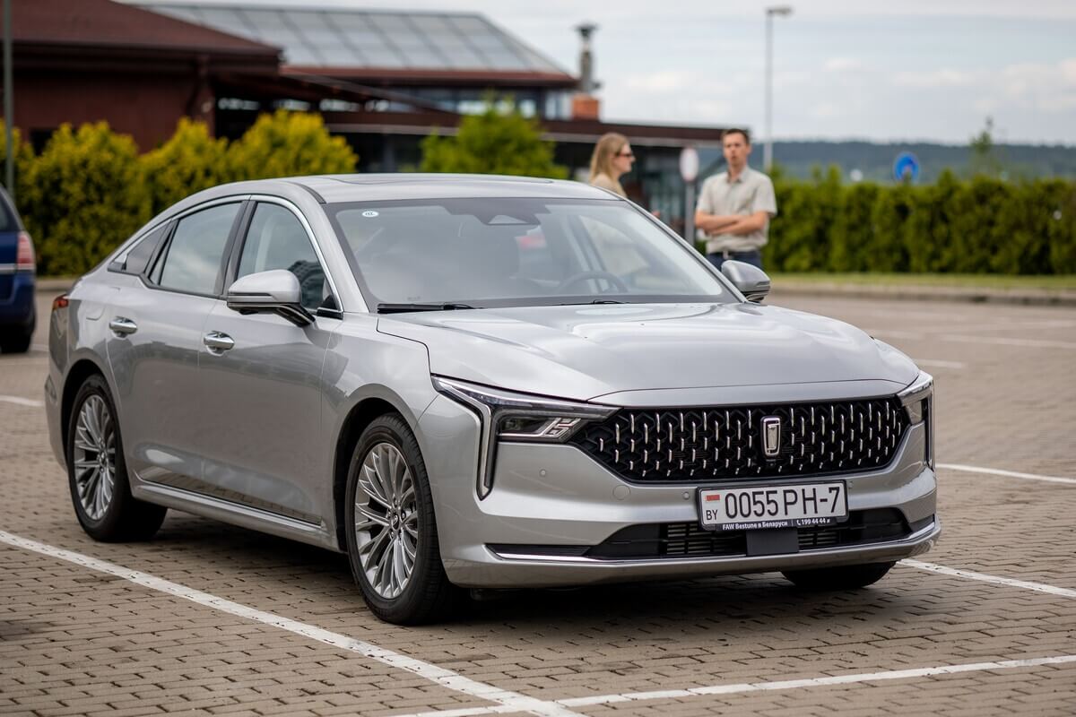 «Bestune B70 не хуже японского седана, а цена удивляет». Минчанин рассказал av.by о покупке автомобиля «Bestune B70 не хуже японского седана, а цена удивляет». Минчанин рассказал av.by о покупке автомобиля