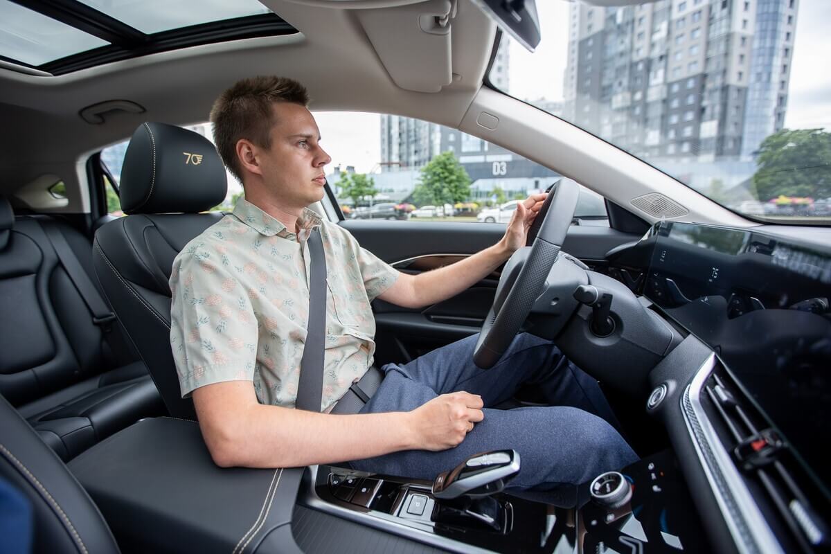 «Bestune B70 не хуже японского седана, а цена удивляет». Минчанин рассказал av.by о покупке автомобиля «Bestune B70 не хуже японского седана, а цена удивляет». Минчанин рассказал av.by о покупке автомобиля