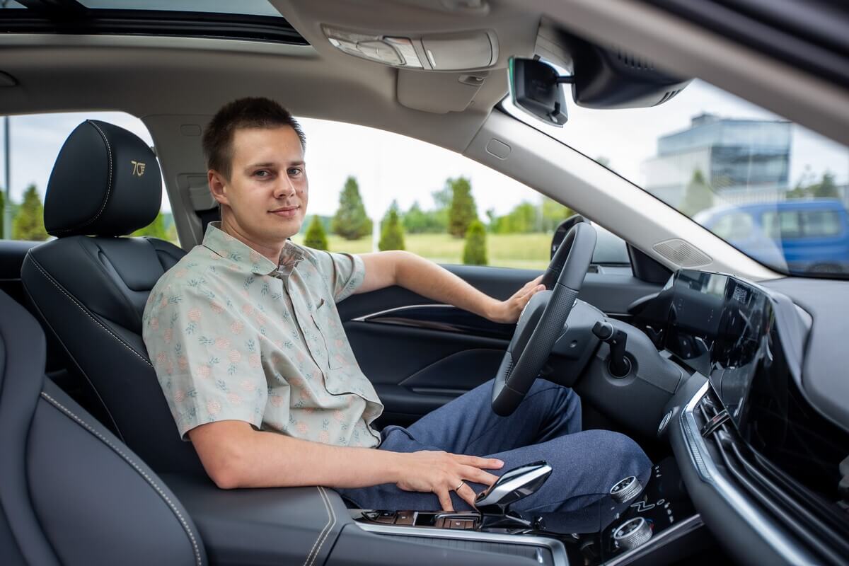 «Bestune B70 не хуже японского седана, а цена удивляет». Минчанин рассказал av.by о покупке автомобиля «Bestune B70 не хуже японского седана, а цена удивляет». Минчанин рассказал av.by о покупке автомобиля