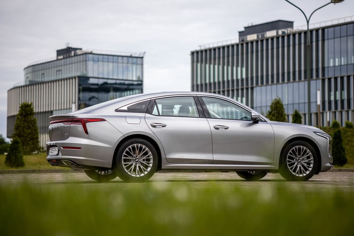 «Bestune B70 не хуже японского седана, а цена удивляет». Минчанин рассказал av.by о покупке автомобиля «Bestune B70 не хуже японского седана, а цена удивляет». Минчанин рассказал av.by о покупке автомобиля