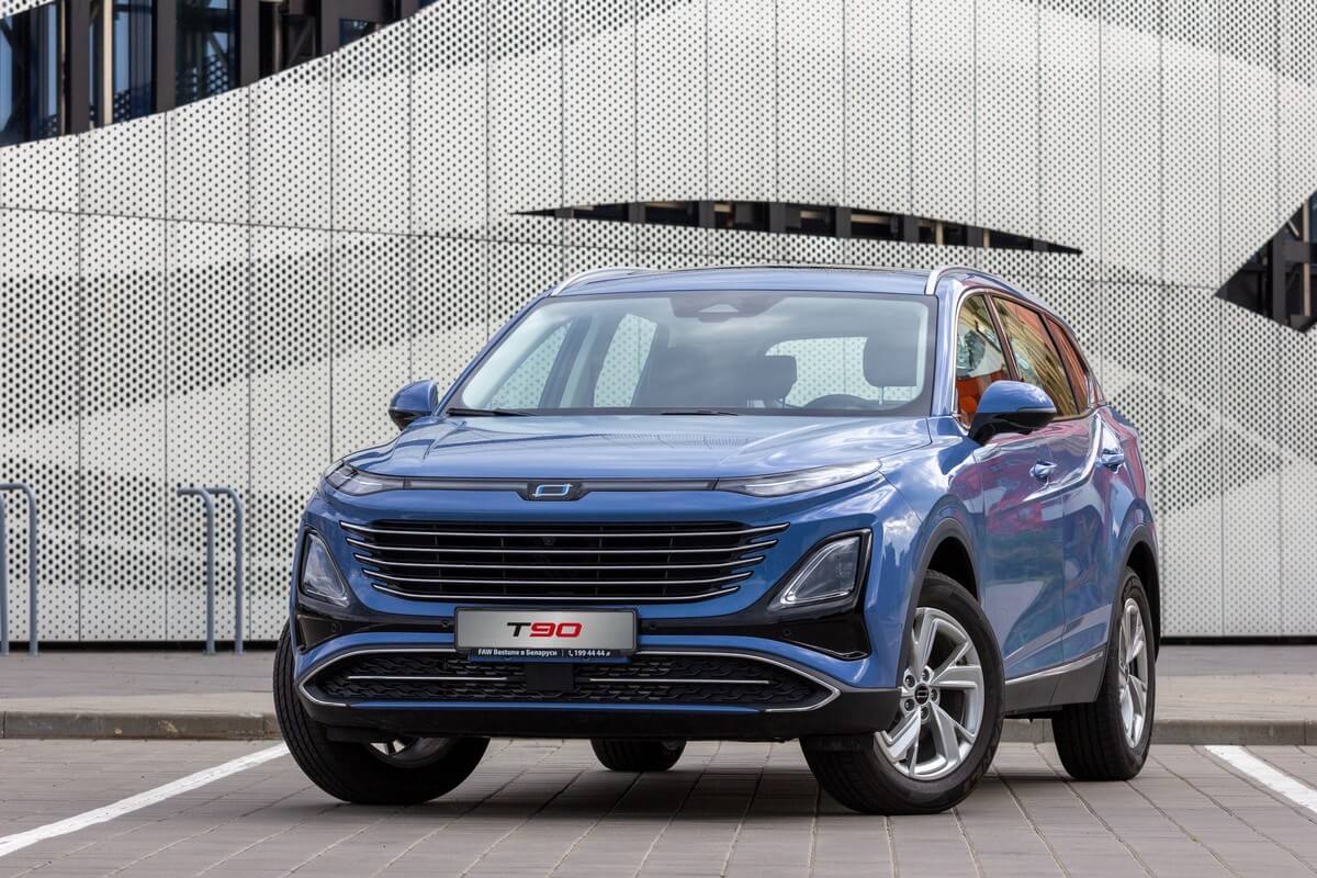 Тест-драйв FAW Bestune T90: ученик обогнал учителя? Тест-драйв FAW Bestune T90: ученик обогнал учителя?