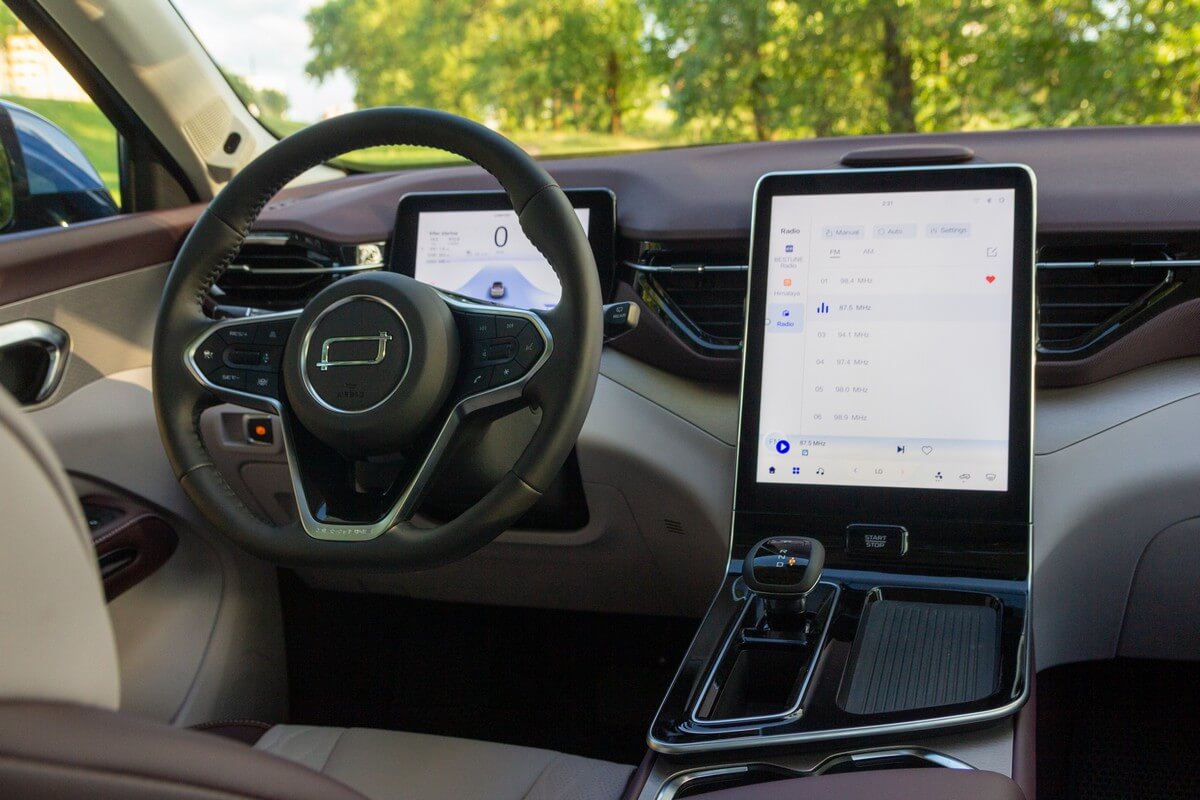 Тест-драйв FAW Bestune T90: ученик обогнал учителя? Тест-драйв FAW Bestune T90: ученик обогнал учителя?