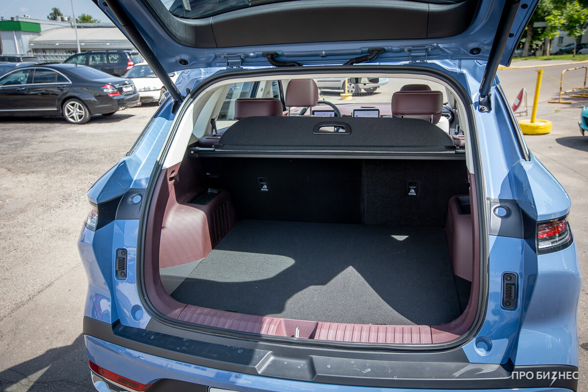 «Сам паркуется, все контролирует — еще бы за меня работал». Сооснователь «Про Бизнес» протестировал FAW Bestune T90 «Сам паркуется, все контролирует — еще бы за меня работал». Сооснователь «Про Бизнес» протестировал FAW Bestune T90