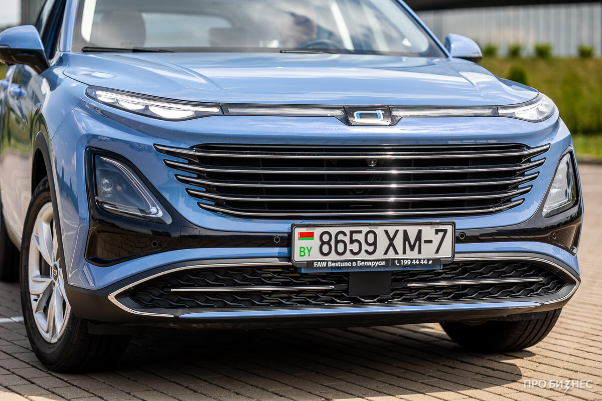 «Сам паркуется, все контролирует — еще бы за меня работал». Сооснователь «Про Бизнес» протестировал FAW Bestune T90 «Сам паркуется, все контролирует — еще бы за меня работал». Сооснователь «Про Бизнес» протестировал FAW Bestune T90