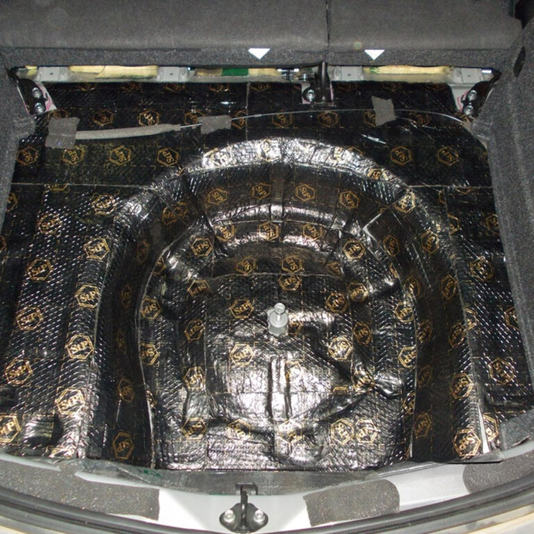 Шумоизоляция  багажника — Автомобили FAW Bestune в Беларуси