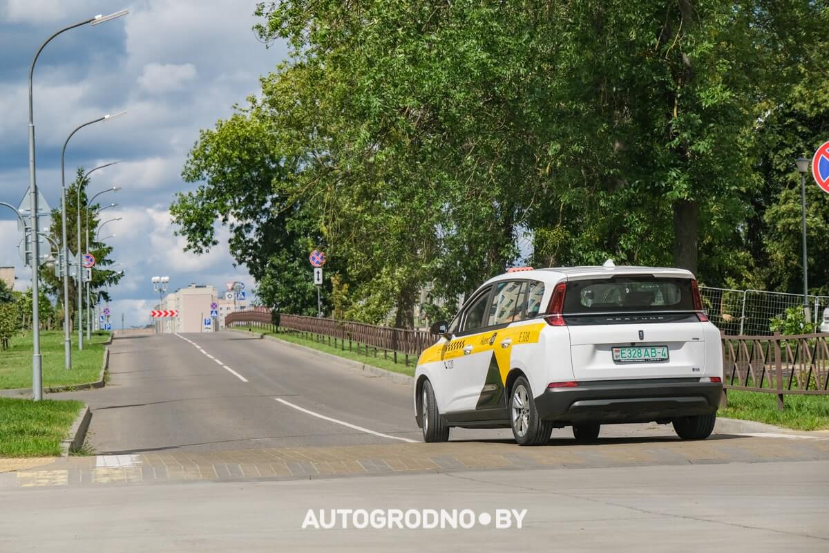 Подходит ли китайский электромобиль для такси? Мнение Подходит ли китайский электромобиль для такси? Мнение