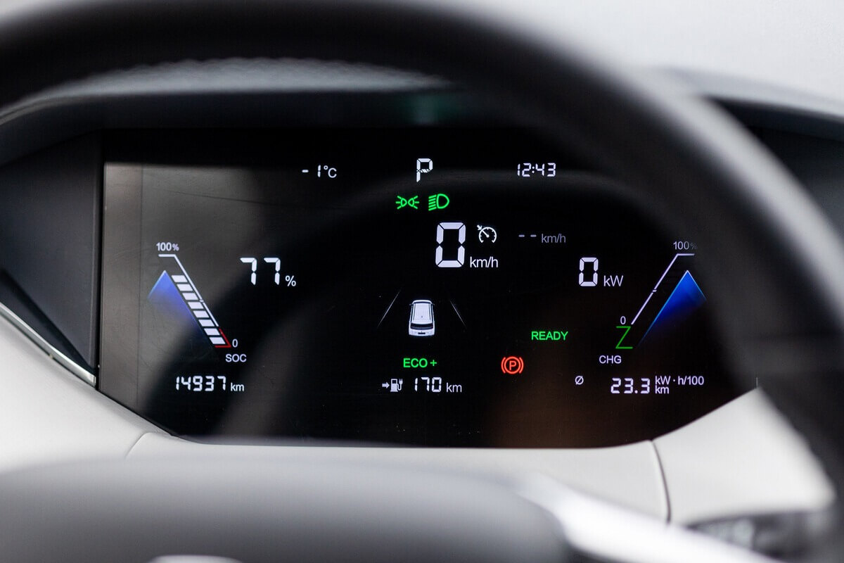 Почему зимой в электромобилях падает запас хода и что с этим делать? Разбираемся со специалистом Почему зимой в электромобилях падает запас хода и что с этим делать? Разбираемся со специалистом