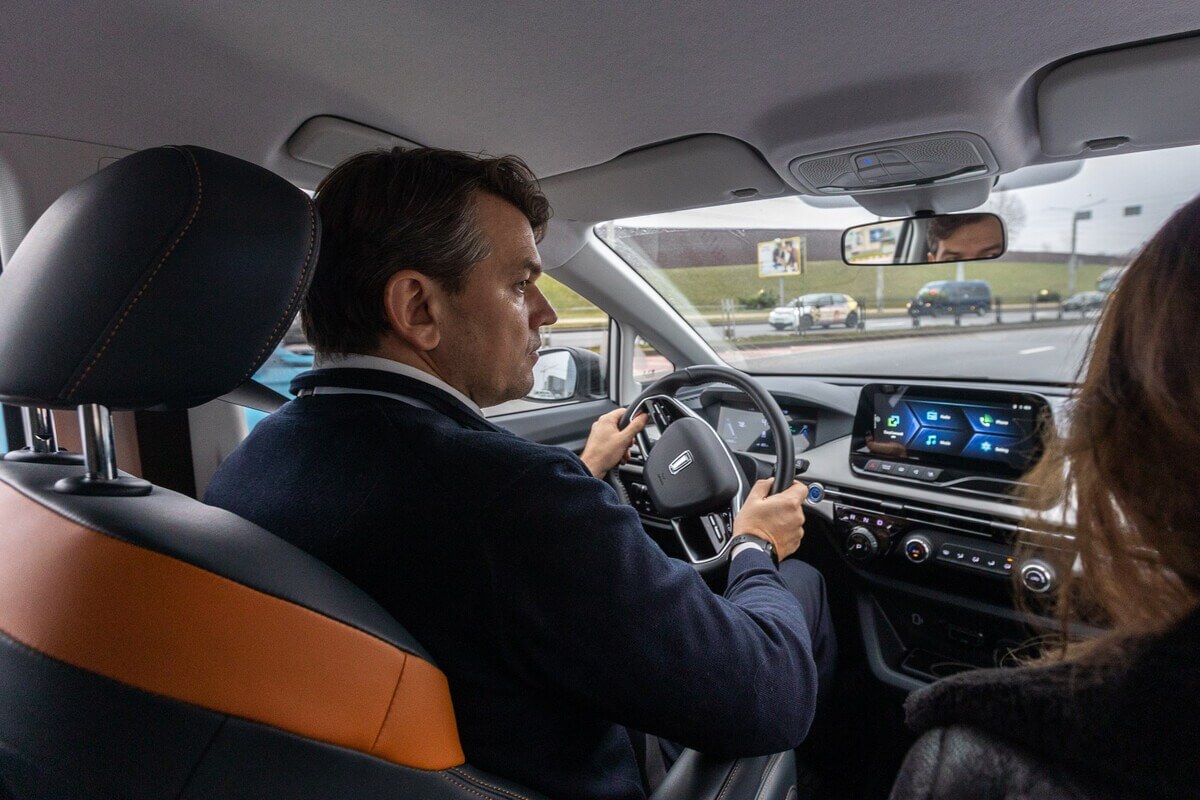 Почему зимой в электромобилях падает запас хода и что с этим делать? Разбираемся со специалистом Почему зимой в электромобилях падает запас хода и что с этим делать? Разбираемся со специалистом