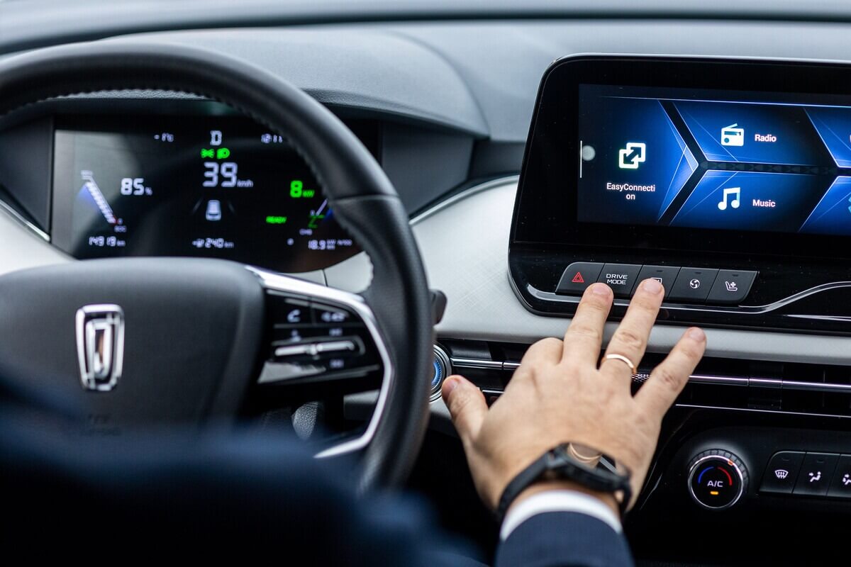 Почему зимой в электромобилях падает запас хода и что с этим делать? Разбираемся со специалистом Почему зимой в электромобилях падает запас хода и что с этим делать? Разбираемся со специалистом