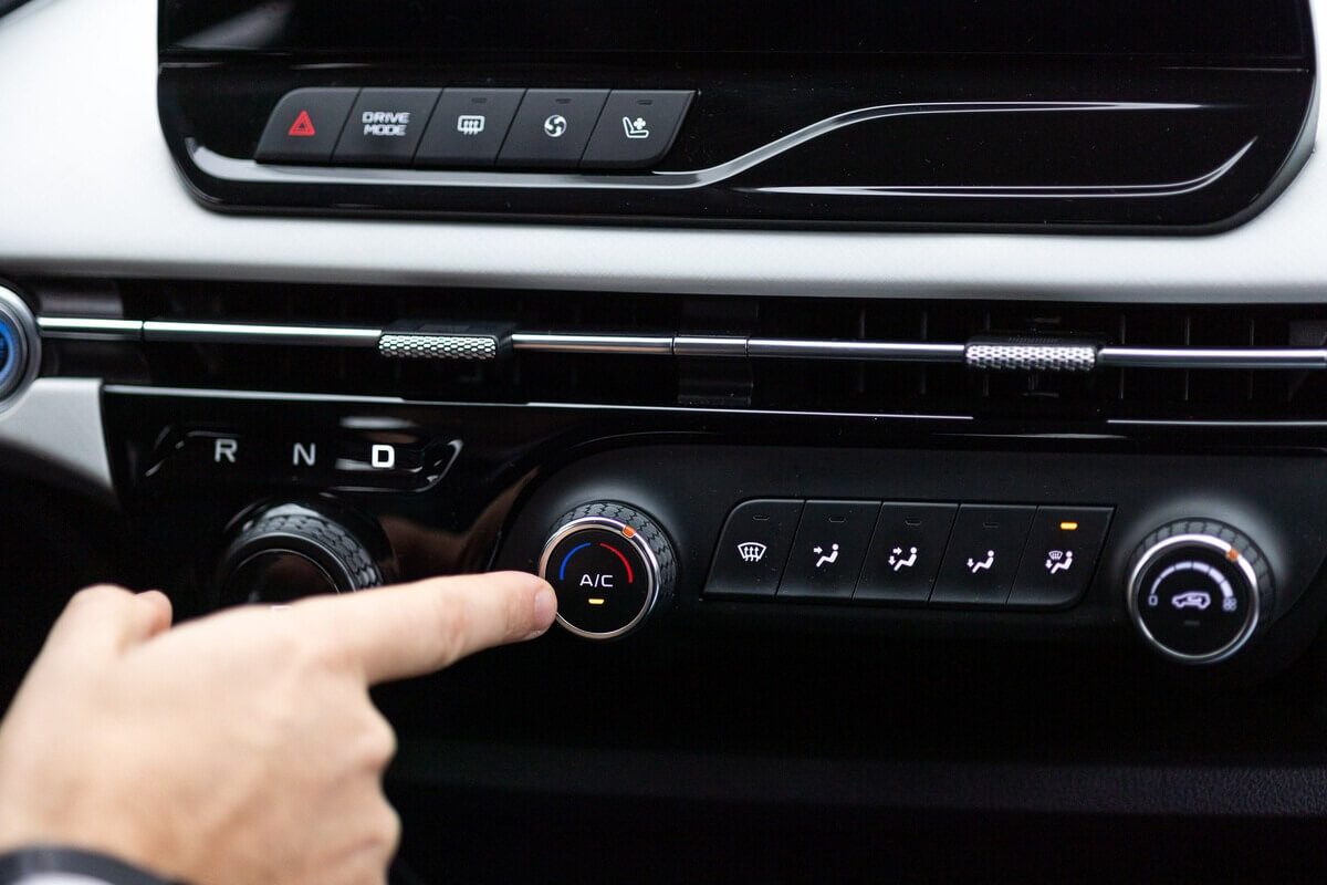 Почему зимой в электромобилях падает запас хода и что с этим делать? Разбираемся со специалистом Почему зимой в электромобилях падает запас хода и что с этим делать? Разбираемся со специалистом