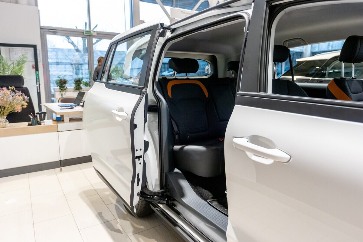 Почему зимой в электромобилях падает запас хода и что с этим делать? Разбираемся со специалистом Почему зимой в электромобилях падает запас хода и что с этим делать? Разбираемся со специалистом