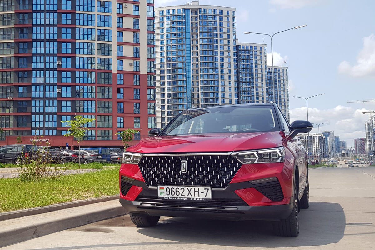 FAW Bestune T77: немецкий характер в китайской оболочке