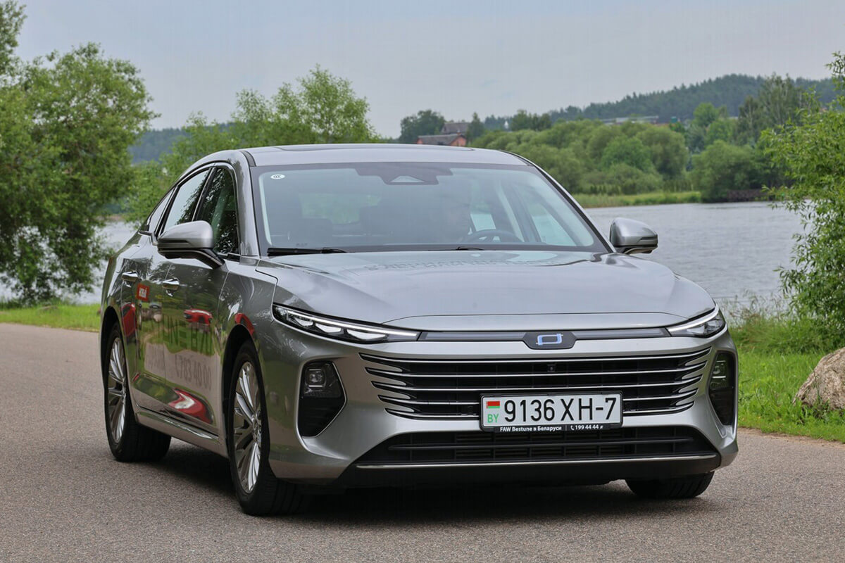 Метит в сменщики «Камри»?. Тестируем китайский лифтбек FAW BESTUNE B70 Метит в сменщики «Камри»?. Тестируем китайский лифтбек FAW BESTUNE B70