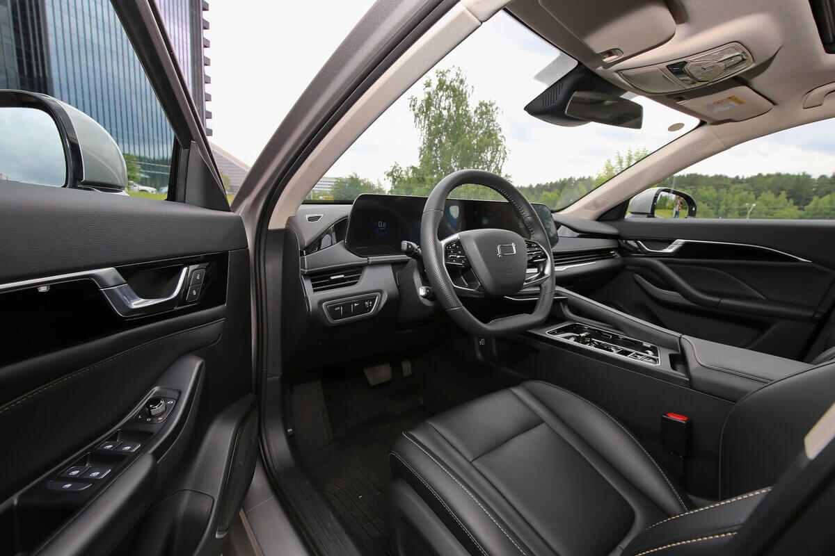 Метит в сменщики «Камри»?. Тестируем китайский лифтбек FAW BESTUNE B70 Метит в сменщики «Камри»?. Тестируем китайский лифтбек FAW BESTUNE B70