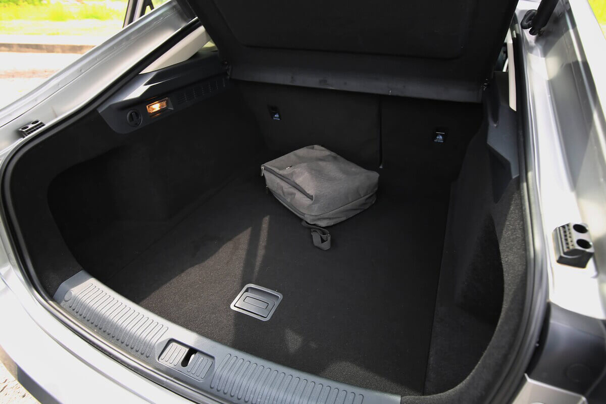 Метит в сменщики «Камри»?. Тестируем китайский лифтбек FAW BESTUNE B70 Метит в сменщики «Камри»?. Тестируем китайский лифтбек FAW BESTUNE B70