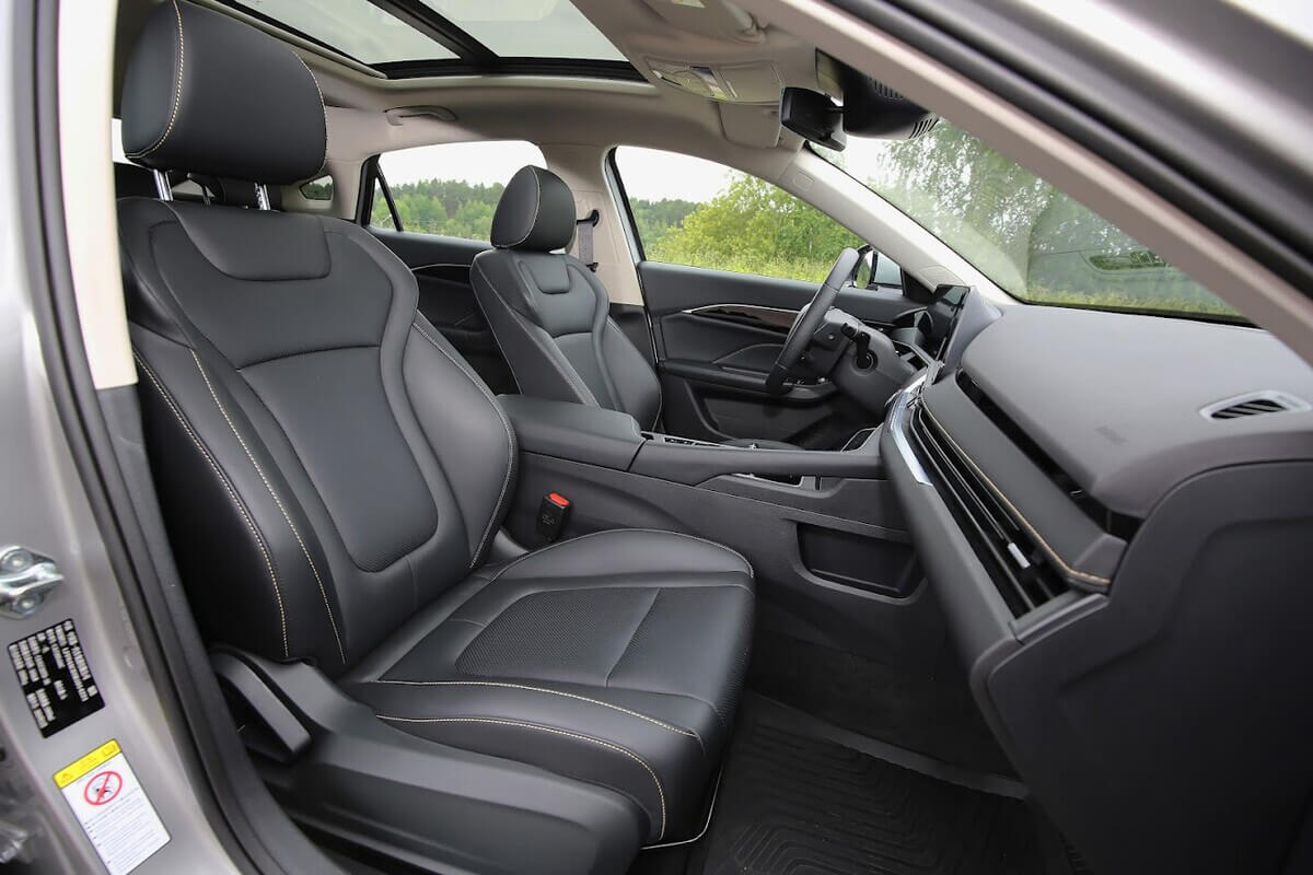 Метит в сменщики «Камри»?. Тестируем китайский лифтбек FAW BESTUNE B70 Метит в сменщики «Камри»?. Тестируем китайский лифтбек FAW BESTUNE B70