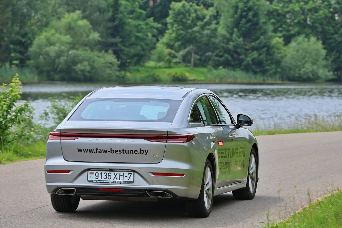 Метит в сменщики «Камри»?. Тестируем китайский лифтбек FAW BESTUNE B70 Метит в сменщики «Камри»?. Тестируем китайский лифтбек FAW BESTUNE B70