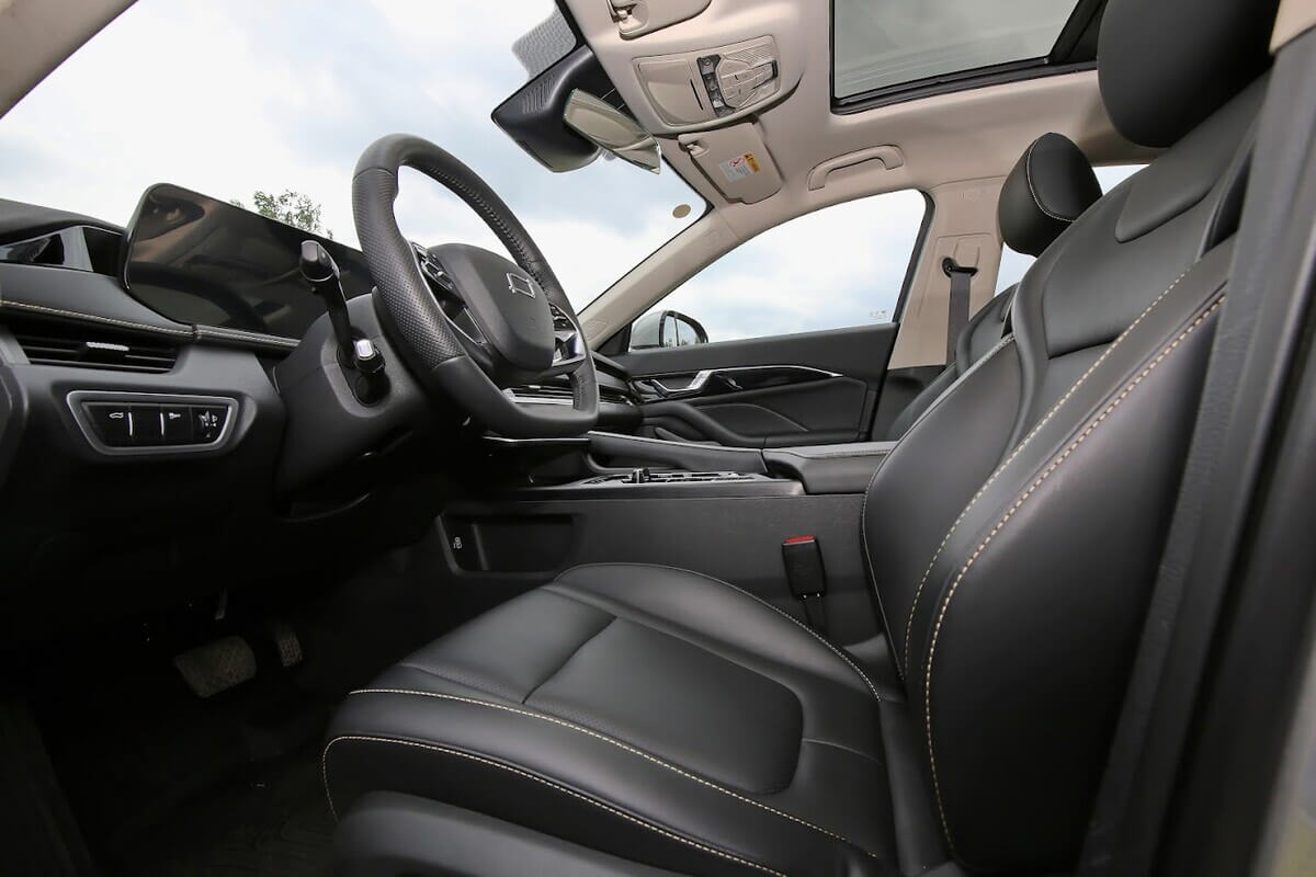 Метит в сменщики «Камри»?. Тестируем китайский лифтбек FAW BESTUNE B70 Метит в сменщики «Камри»?. Тестируем китайский лифтбек FAW BESTUNE B70