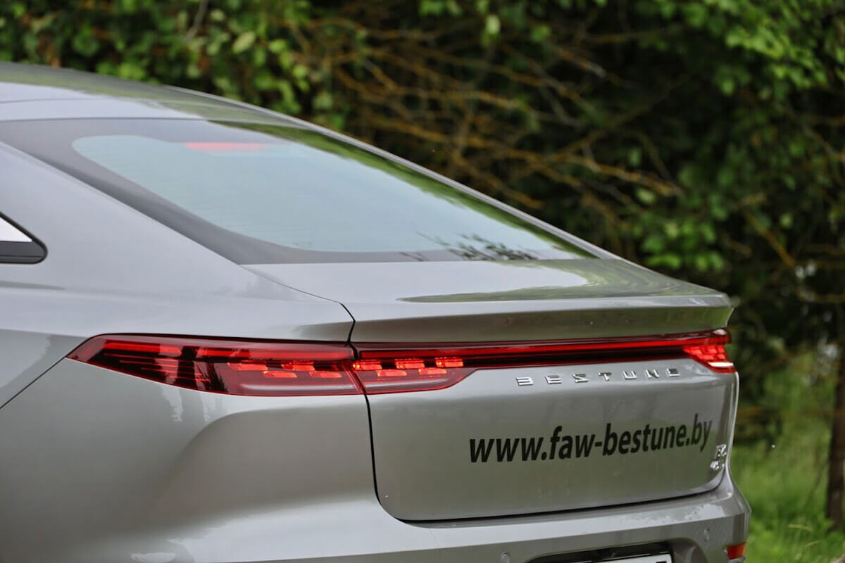 Метит в сменщики «Камри»?. Тестируем китайский лифтбек FAW BESTUNE B70 Метит в сменщики «Камри»?. Тестируем китайский лифтбек FAW BESTUNE B70