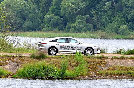 Метит в сменщики «Камри»?. Тестируем китайский лифтбек FAW BESTUNE B70