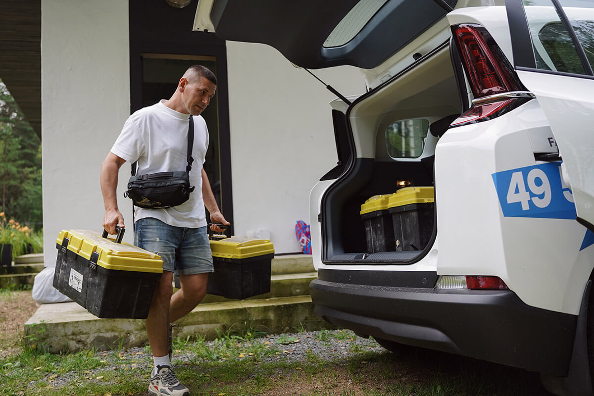 «Для моей работы было бы идеально». Строитель протестировал FAW Bestune NAT и остался приятно удивлен!