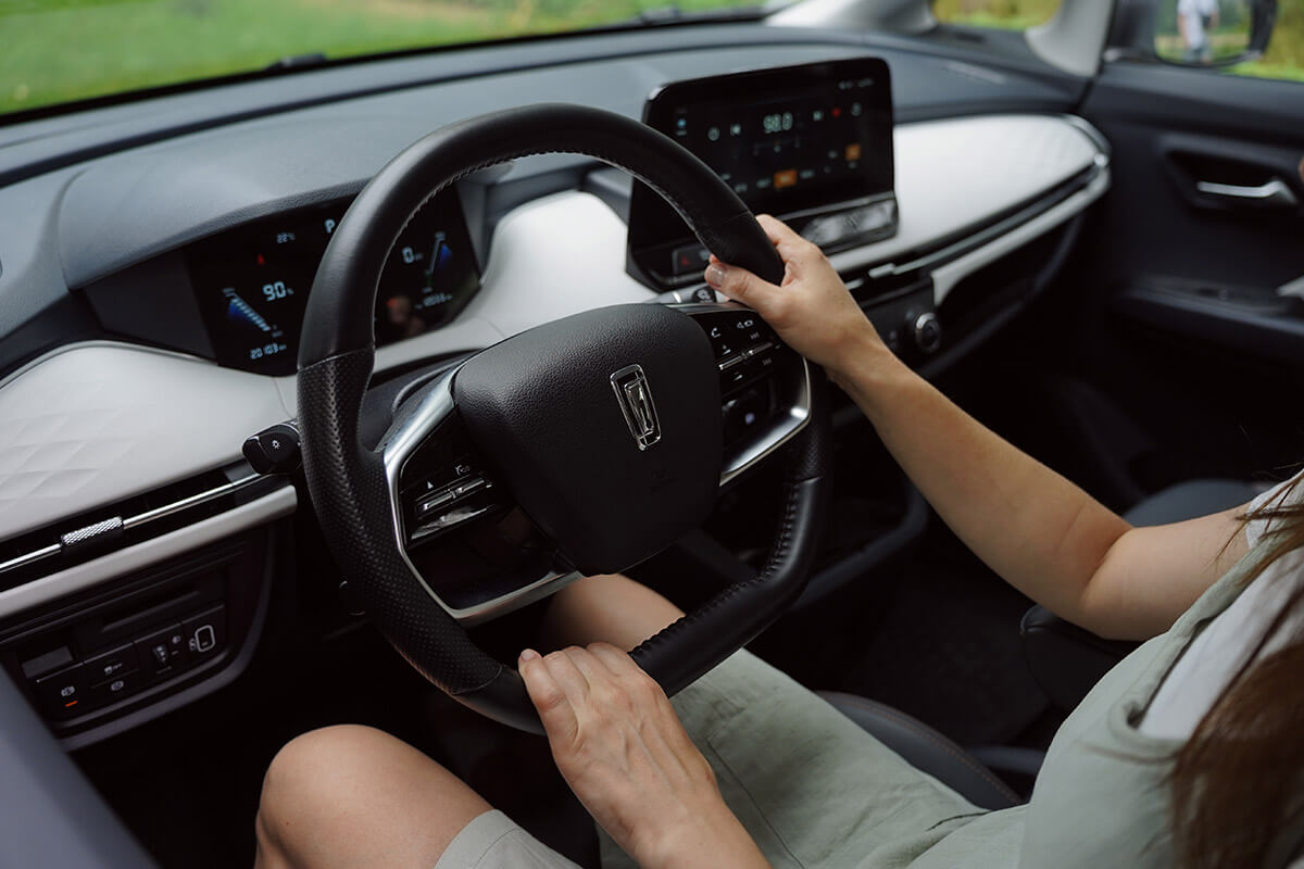 «Для моей работы было бы идеально». Строитель протестировал FAW Bestune NAT и остался приятно удивлен!