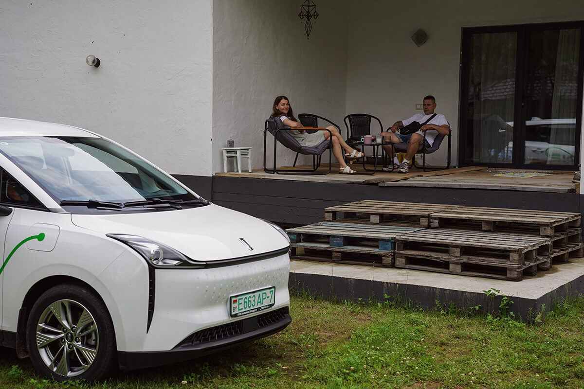 «Для моей работы было бы идеально». Строитель протестировал FAW Bestune NAT и остался приятно удивлен!