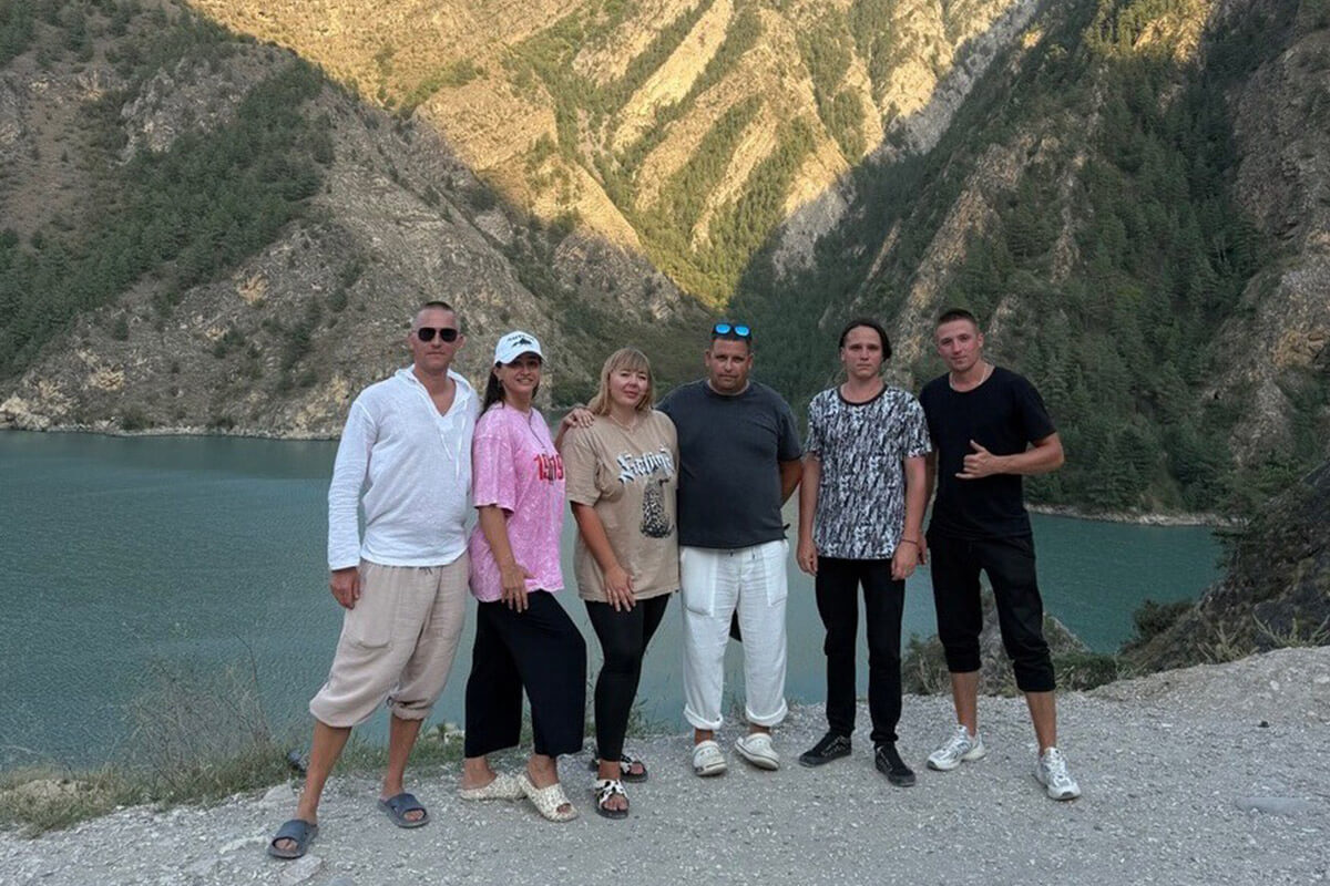 6 500 километров на двух FAW Bestune T77: путешествие из Городка в Дагестан 6 500 километров на двух FAW Bestune T77: путешествие из Городка в Дагестан