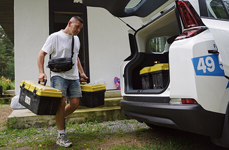 «Для моей работы было бы идеально». Строитель протестировал FAW Bestune NAT и остался приятно удивлен!