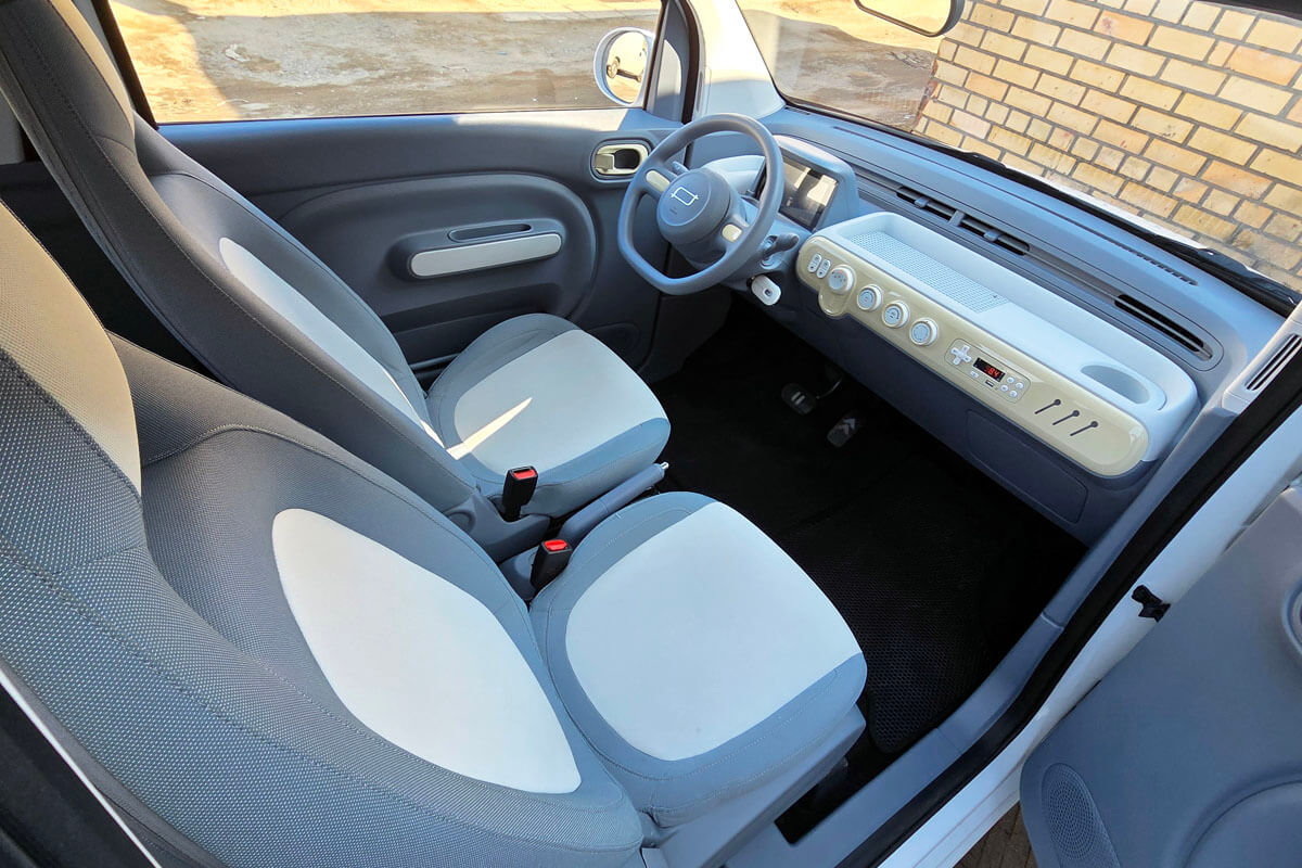 Игрушка? А вот и нет: как FAW Bestune Xiaoma ставит на место большие машины Игрушка? А вот и нет: как FAW Bestune Xiaoma ставит на место большие машины