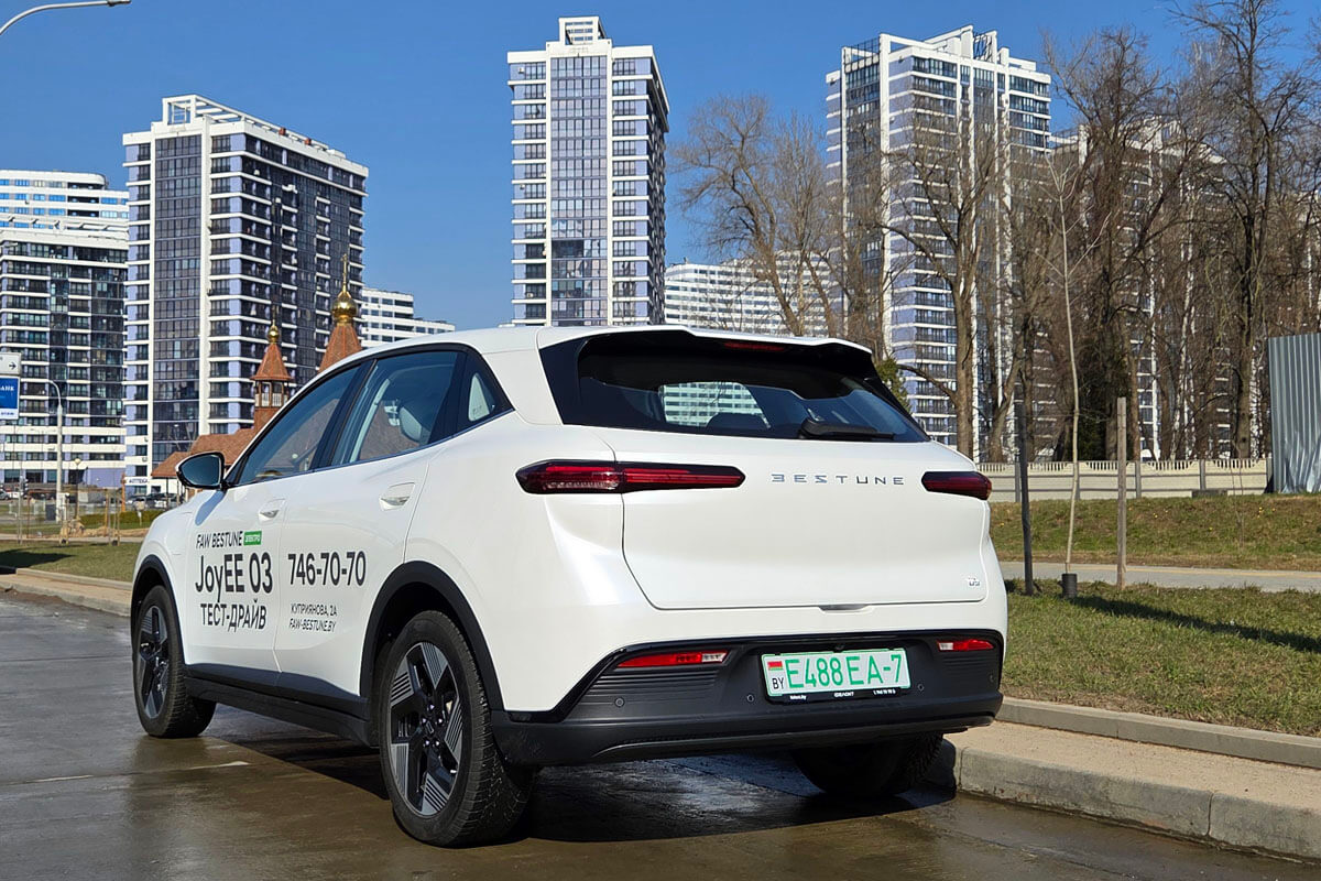 Беспристрастный тест-драйв FAW Bestune JoyEE 03 Беспристрастный тест-драйв FAW Bestune JoyEE 03
