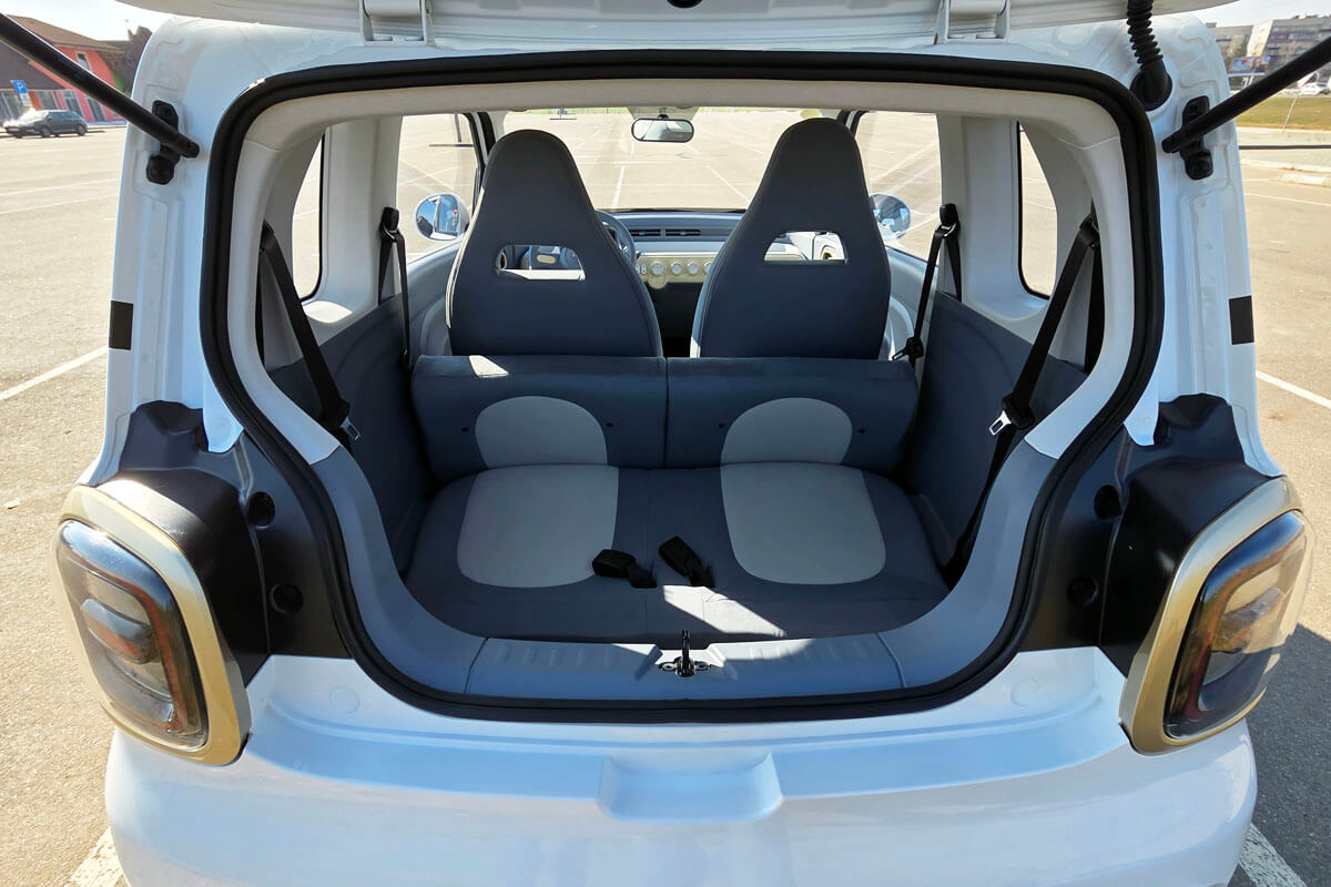 Игрушка? А вот и нет: как FAW Bestune Xiaoma ставит на место большие машины Игрушка? А вот и нет: как FAW Bestune Xiaoma ставит на место большие машины