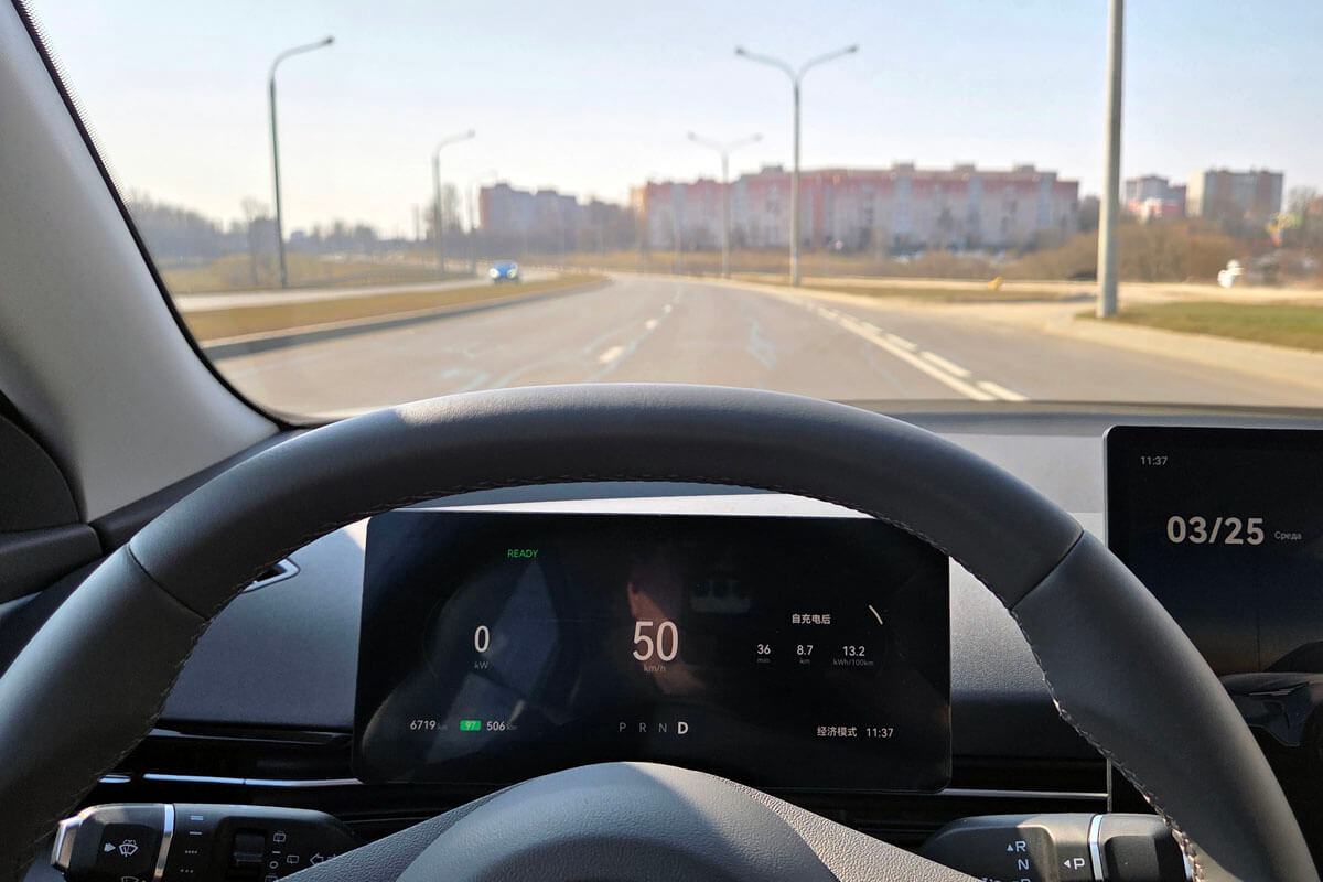 Беспристрастный тест-драйв FAW Bestune JoyEE 03 Беспристрастный тест-драйв FAW Bestune JoyEE 03